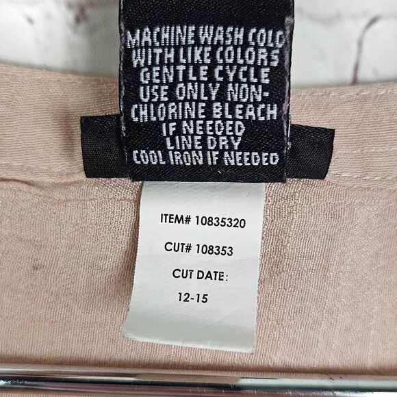 TORRID Harper Blush Pink Sleeveless Pocket Button Pullover Lightweight Top 0 - Picture 6 of 9